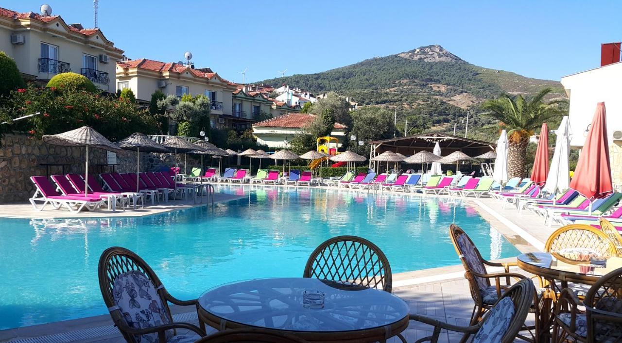 Alize Resort Hotel Yenifoca Extérieur photo