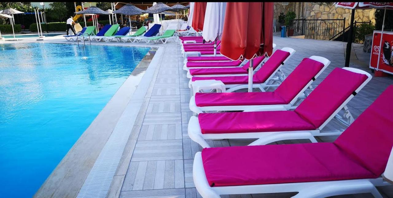 Alize Resort Hotel Yenifoca Extérieur photo