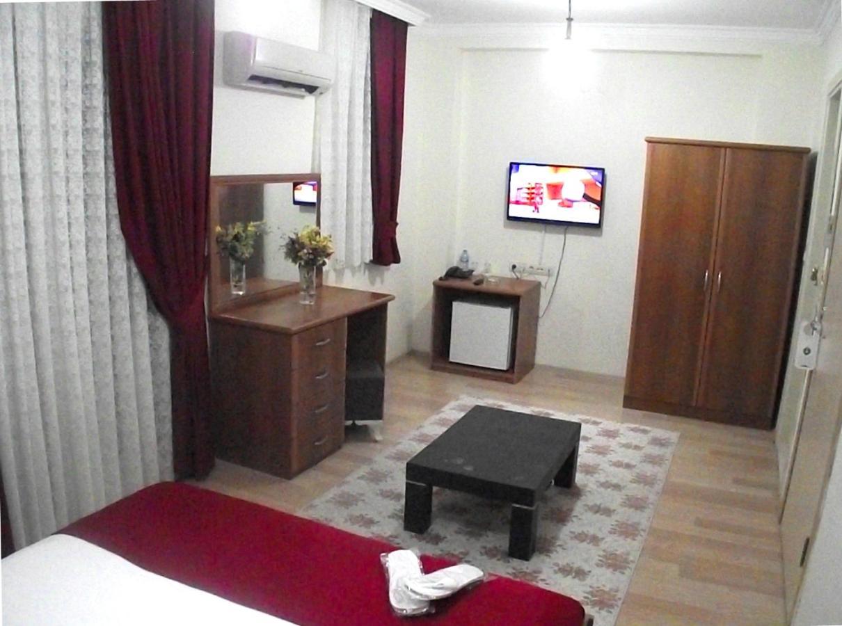 Alize Resort Hotel Yenifoca Extérieur photo
