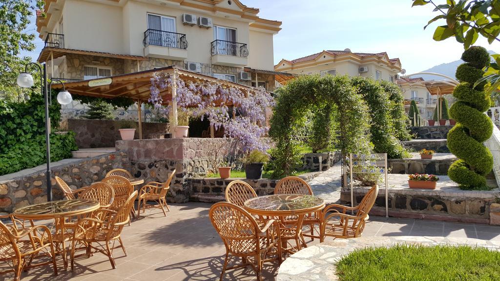 Alize Resort Hotel Yenifoca Extérieur photo